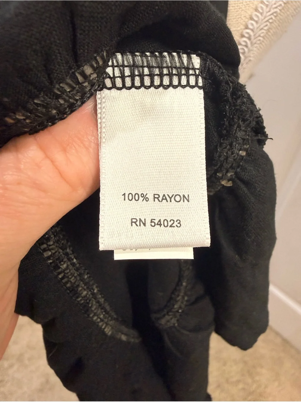 Banana Republic Black Ruffle-Hem Tank Top – Size XS – Never Worn